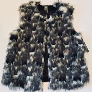 NWT Vince Camuto Faux Fur Vest